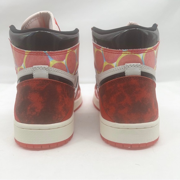 Jordan 1 High OG x Spider-Man: Next chapter - Picture 10 of 15